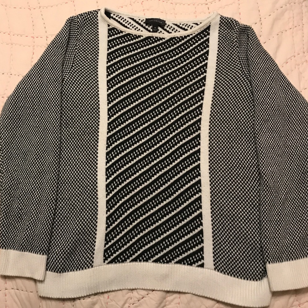 The Limited black & white diagonal striped sweater